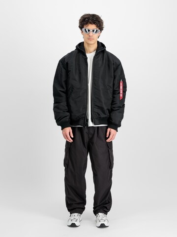 ALPHA INDUSTRIES - Chaqueta de entretiempo 'MA-1 D-Tec Studio LW' en negro