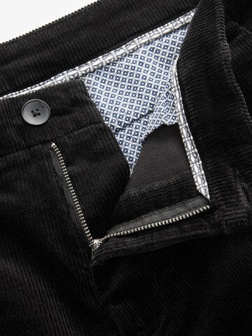 Next Slimfit Spodnie w kolorze czarny