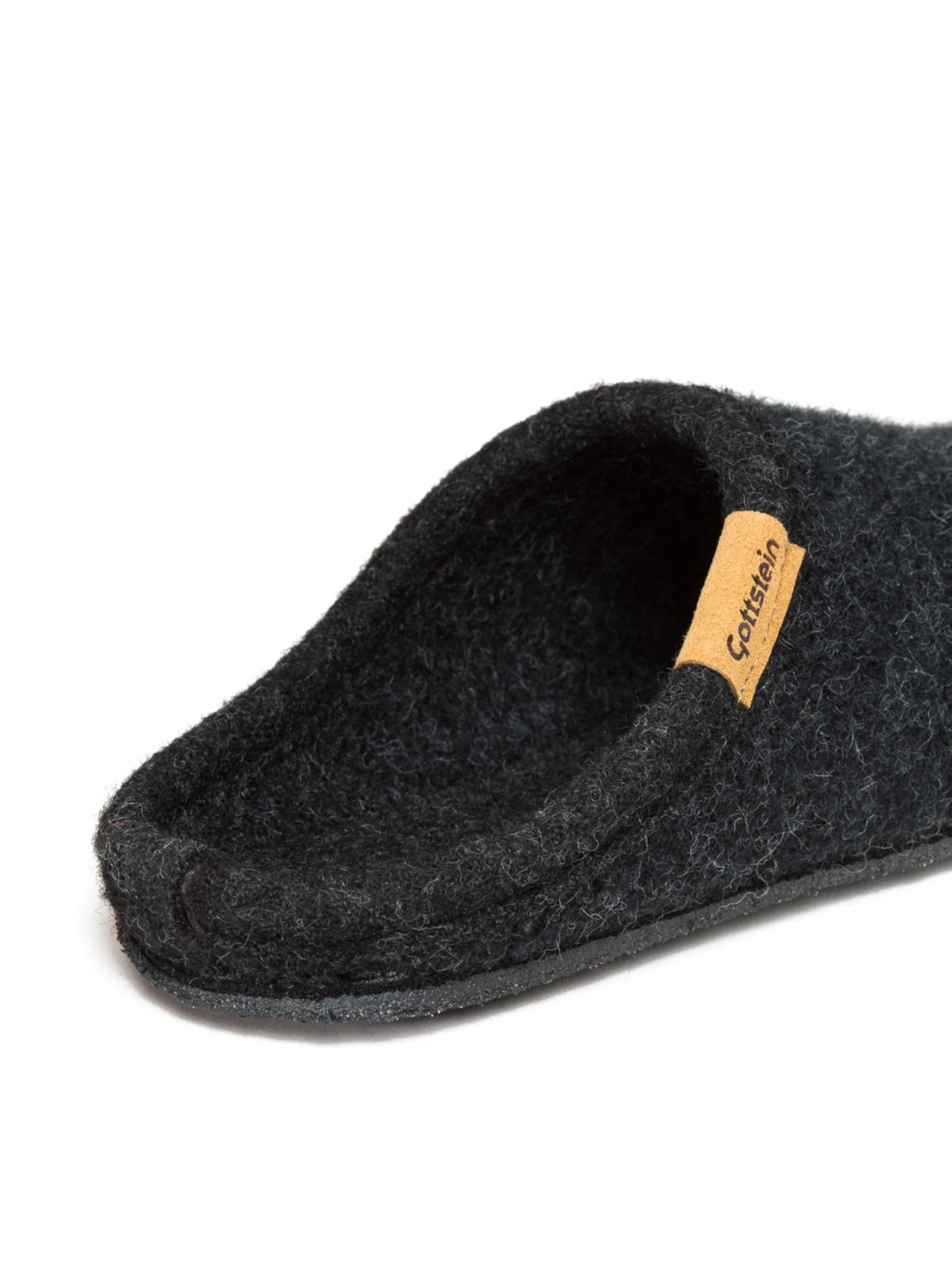 Gottstein Slippers 'Walkpantoffel Alpine Light' in Black