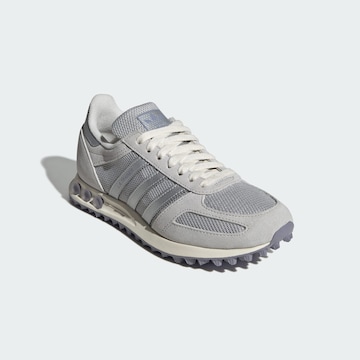 ADIDAS ORIGINALS - Sapatilhas baixas 'La Trainer' em cinzento