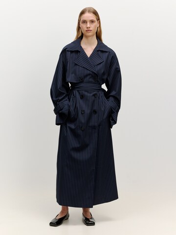 EDITED Between-seasons coat 'Reese' in Blue