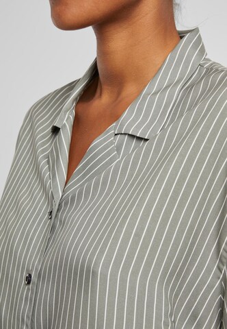 Urban Classics Μπλουζάκι ' Ladies Resort Shirt ' σε πράσινο