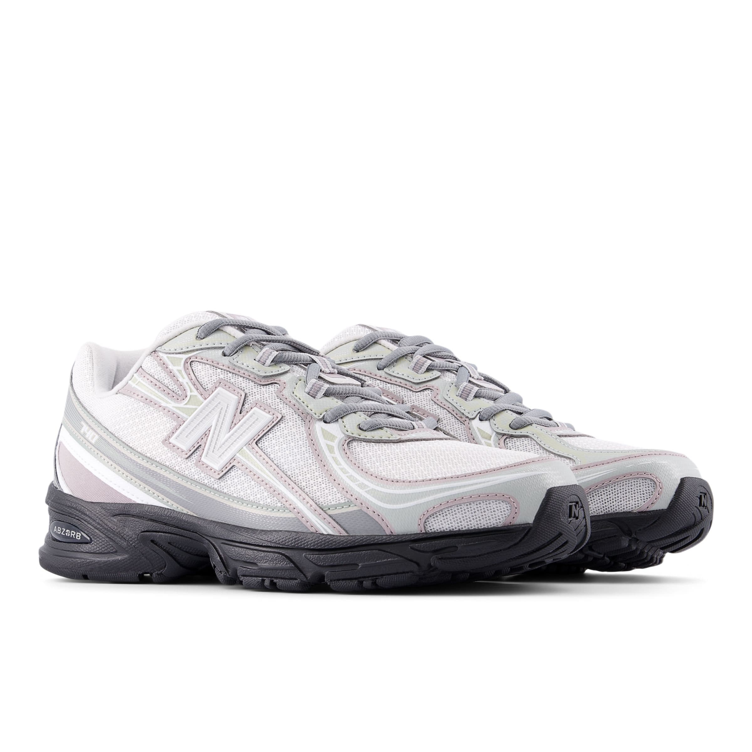 new balance Sneaker '740' in Grau