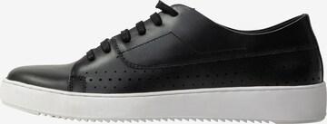 DreiMaster Maritim Sneakers laag in Zwart: voorkant