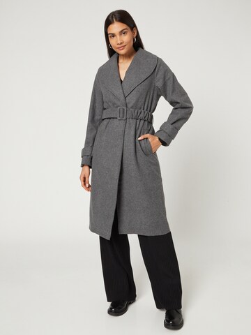 Guido Maria Kretschmer Women Between-seasons coat 'Milena' in Grey: front