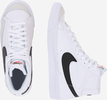 Nike Sportswear Trainers in White