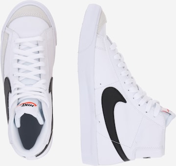 Nike Sportswear Σνίκερ σε λευκό