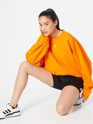 ADIDAS ORIGINALS Sweatshirt 'Adicolor Essentials' in Orange