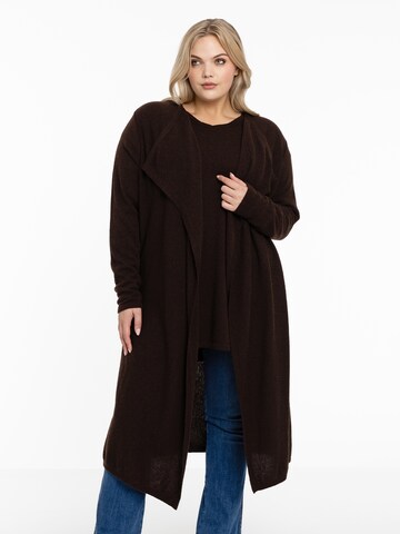 Yoek Knit Cardigan in Brown: front