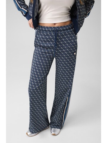 GUESS Loose fit Pants in Blue: front