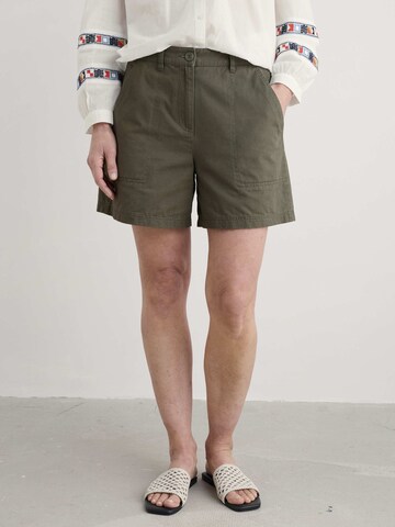 Seasalt Cornwall Regular Pants 'Attic Studio' in Green: front