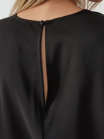 Tuta jumpsuit di Hiccup in nero