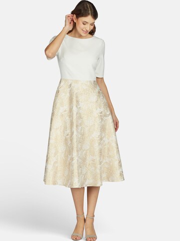 KLEO Kleid in Beige: Vorderseite