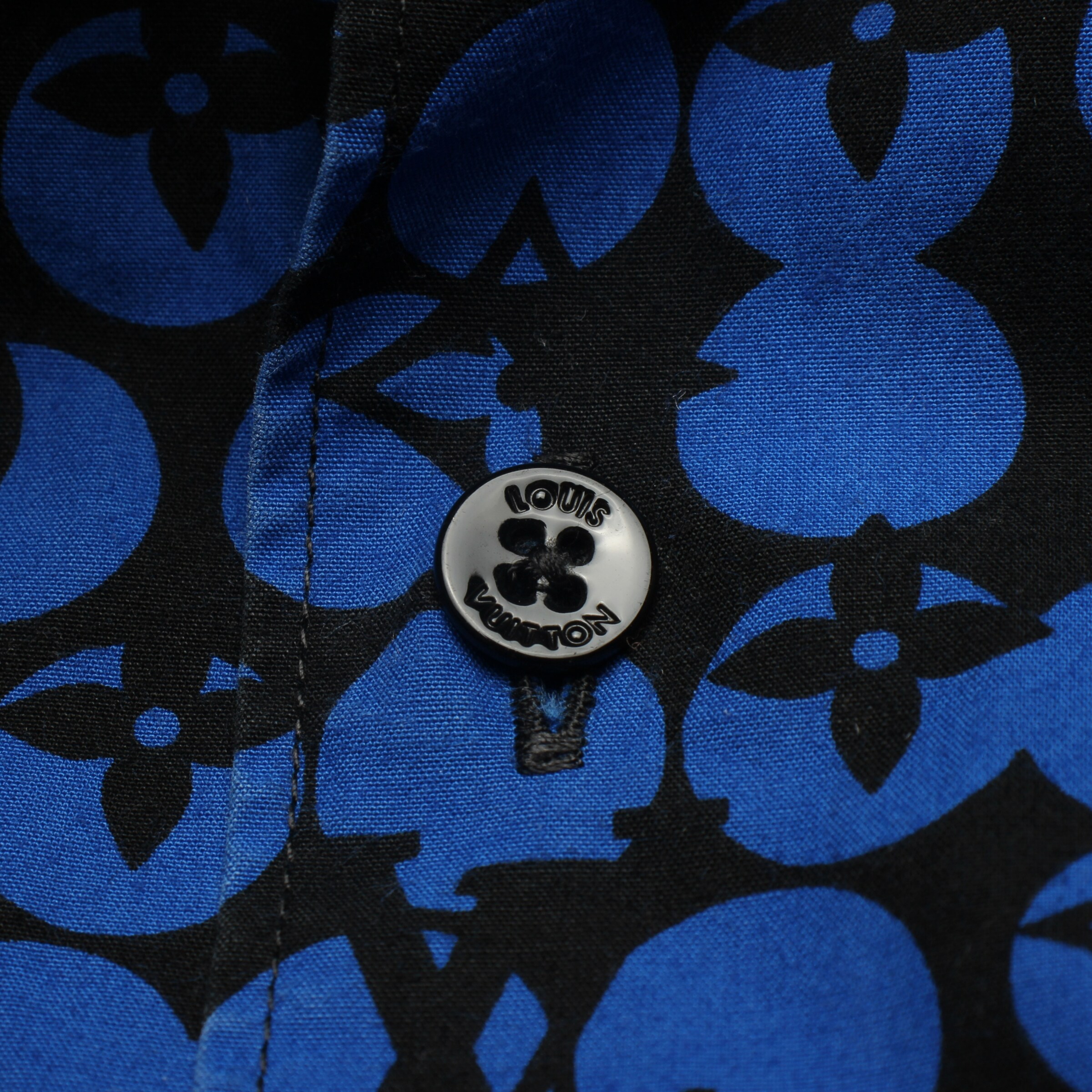 Louis Vuitton Button Up Shirt in S in Blue