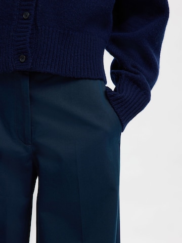 Wide leg Pantaloni con piega frontale di SELECTED in blu