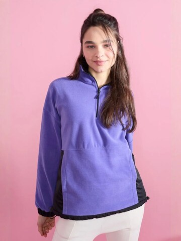 Tommy Life Bluza polarowa w kolorze fioletowy