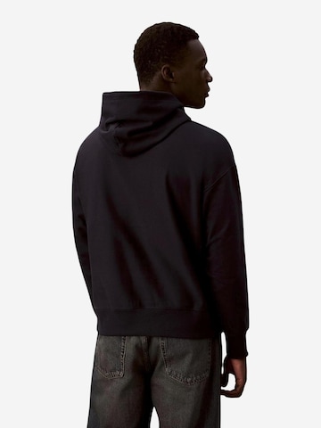 Calvin Klein Jeans Sweatshirt 'PREMIUM TERRY MONOGR LV04RC278G' in Zwart
