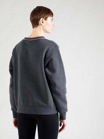 Nike Sportswear Sweatshirt in Grey