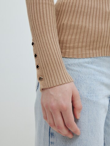 EDITED Sweater 'Yohanna' in Brown