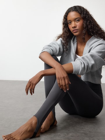 Trendyol Skinny Leggings i grå