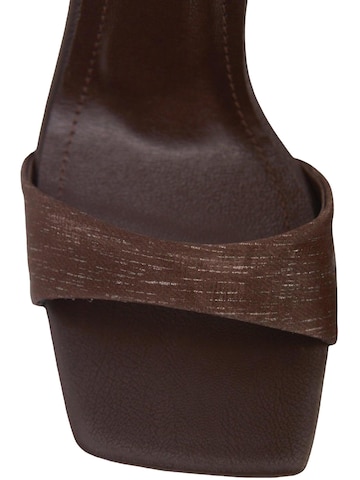 Limoya Sandals 'Janica' in Brown