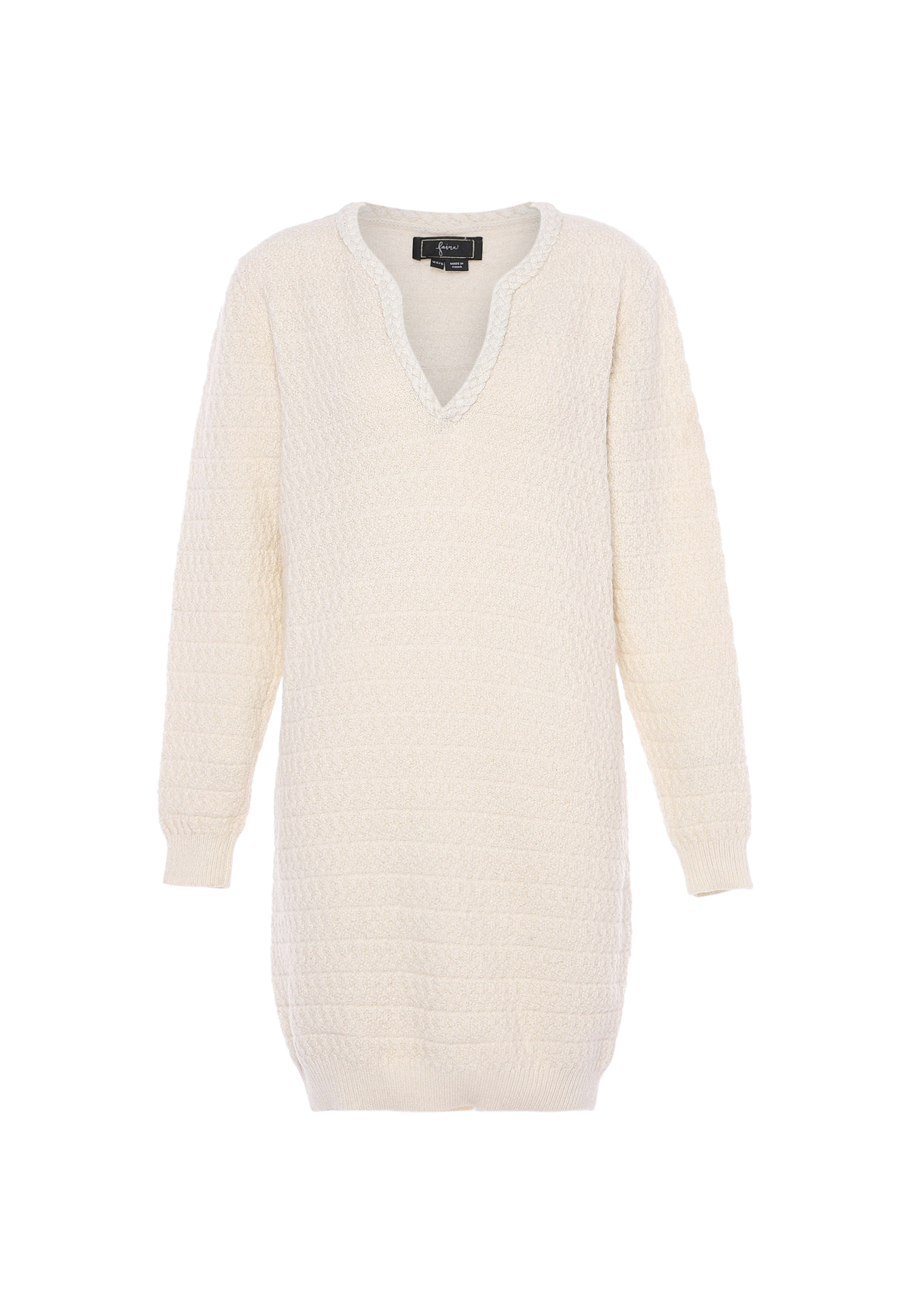 Rochie tricotat de la faina pe alb: față