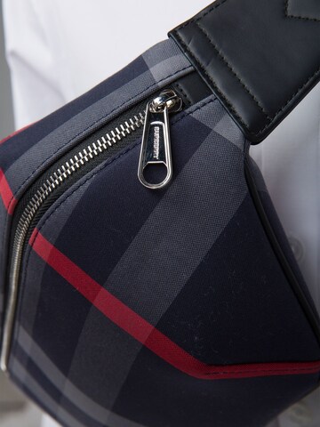 BURBERRY Portemonnee 'Medium Sonny Check Belt Bag 40x20x8 cm' in Blauw