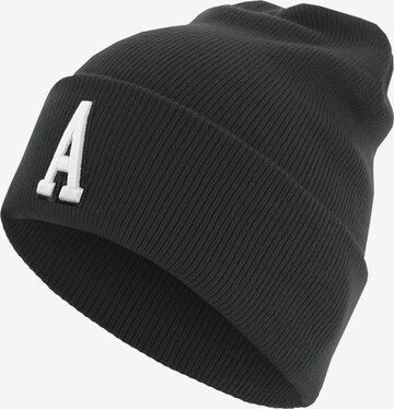 Flexfit Beanie in Black: front