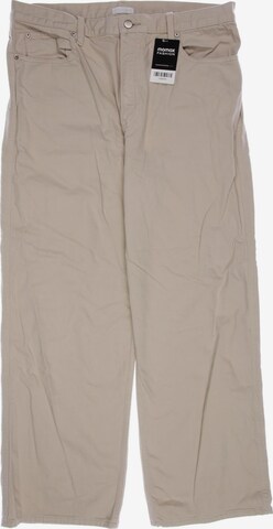 UNIQLO Jeans in 32 in Beige: front
