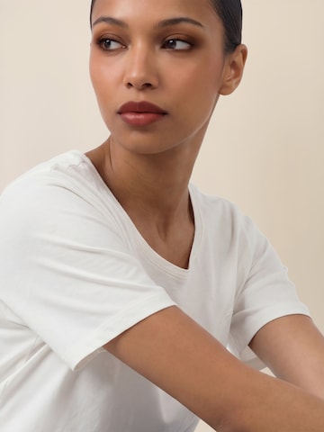 APART Shirt in White