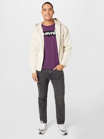 LEVI'S ® Regular Shirt 'Graphic Crewneck Tee' in Lila