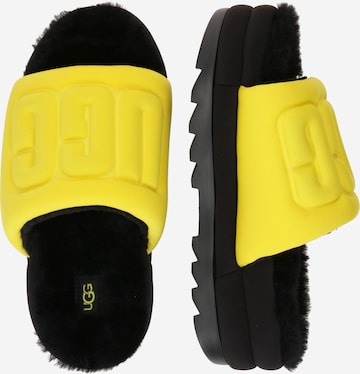 UGG - Zapatos abiertos en amarillo