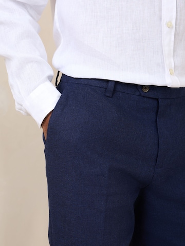 Regular Pantalon à plis Next en bleu