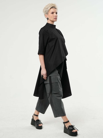 Metamorphoza Tunic in Black