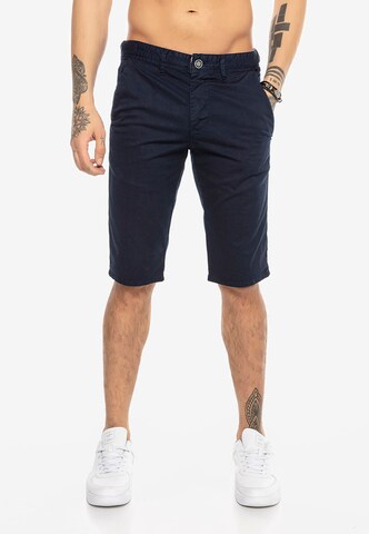 Redbridge Regular Shorts in Blau: predná strana