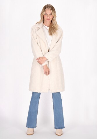 IZIA Between-Seasons Coat in White