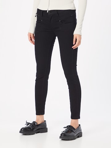 FREEMAN T. PORTER Slimfit Jeans 'Alexa' i svart: framsida