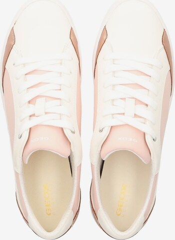 Sneaker bassa di GEOX in beige