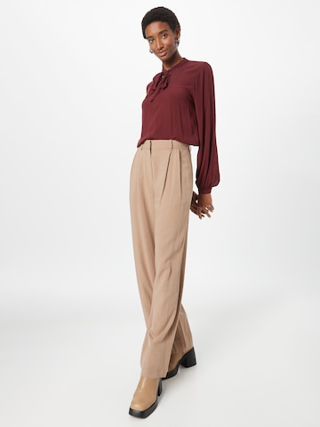 ABOUT YOU Blouse 'Laura' in Brown