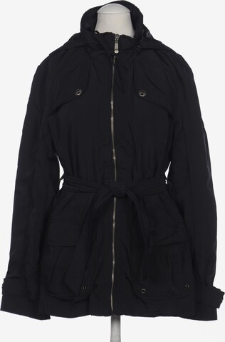 Amor, Trust & Truth Jacket & Coat in M in Black: front