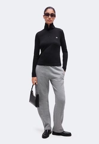 Largi Pantaloni de la Calvin Klein Jeans pe gri