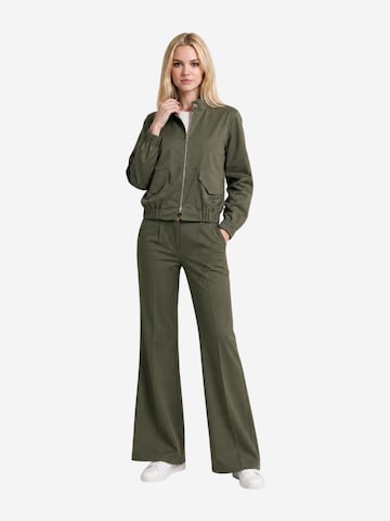 I AM Boot cut Trousers 'Pantaloni Bottoni 13669' in Green