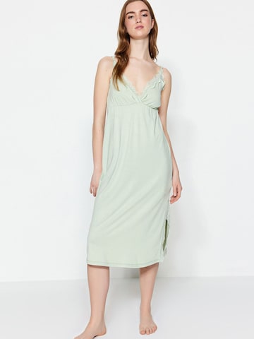 Camicia da notte di Trendyol in verde: frontale