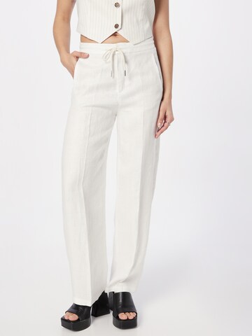 DRYKORN Regular Pleated Pants 'FAE' in White: front