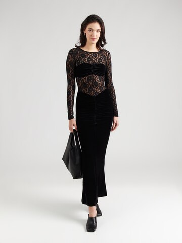 Robe de soirée 'HELENIE' Bardot en noir