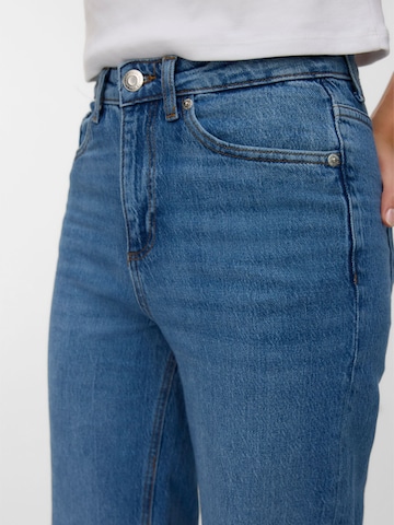 VERO MODA regular Jeans 'VMTESSA' i blå