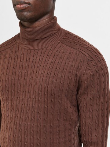 SELECTED HOMME - Pullover 'Aiko' em castanho