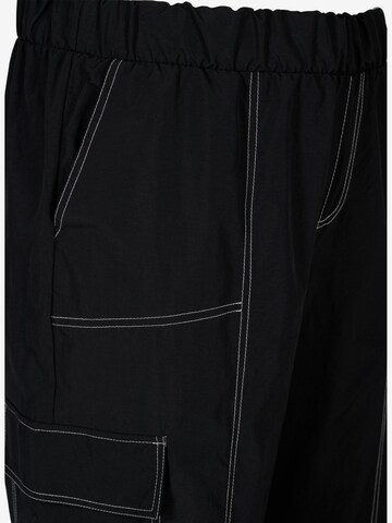 Tapered Pantaloni cargo 'Xkato' di Zizzi in nero