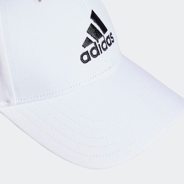 Casquette de sport ADIDAS SPORTSWEAR en blanc