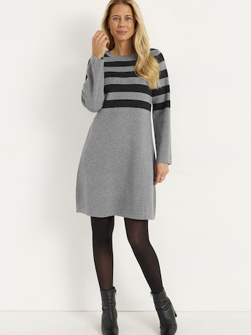 Robes en maille Cellbes of Sweden en gris